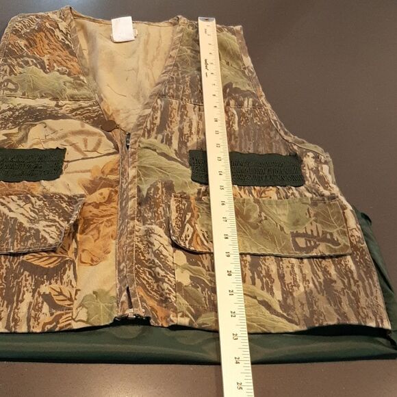 Ozark Trail Mens Camoflauge Vest - Picture 12 of 13